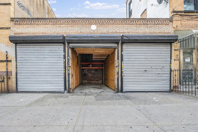 6050 71st Ave, Ridgewood, NY 11385 - view of garage