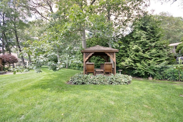 2 Short Hill Rd, New City, NY 10956 - view of grassy yard featuring a gazebo