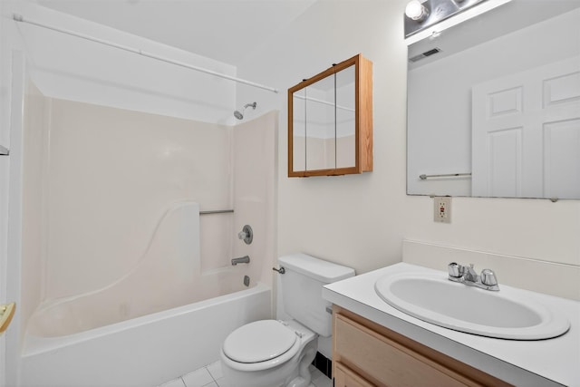 307 Gazebo Ct, New Windsor, NY 12553 - full bath featuring shower / tub combination and vanity