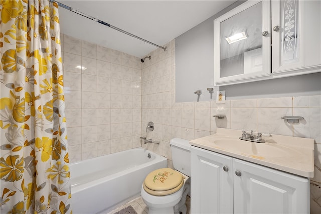 2801 Gunther Ave, Bronx, NY 10469 - full bath featuring shower / bathtub combination with curtain, vanity, and tile walls