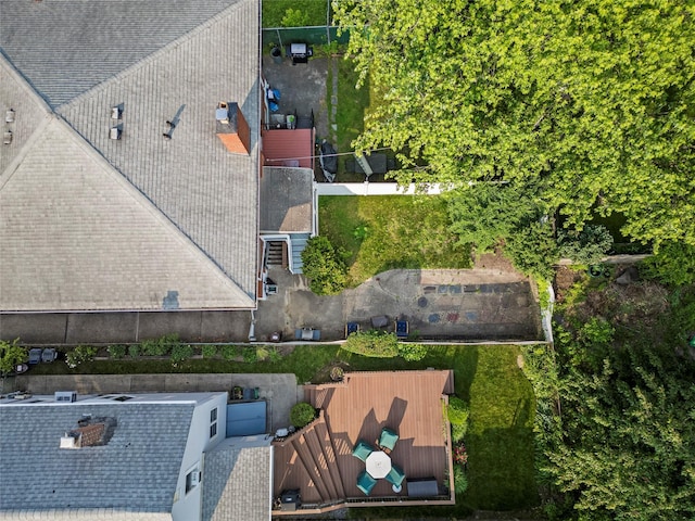 98 Pell Pl, Bronx, NY 10464 - drone / aerial view