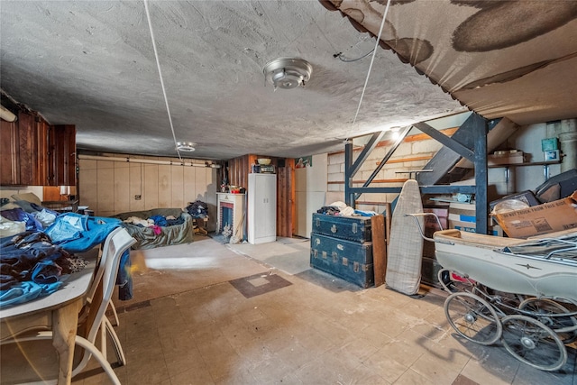 98 Pell Pl, Bronx, NY 10464 - view of below grade area