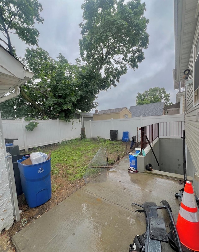 144-29 225th St, Laurelton, NY 11413 - fenced backyard featuring a patio