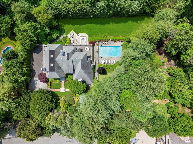 4 Pond Ln, Sands Point, NY 11050 - aerial overview of property's location with a pool area