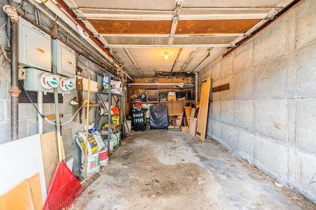 40-04 149th St, Flushing, NY 11354 - basement with a garage