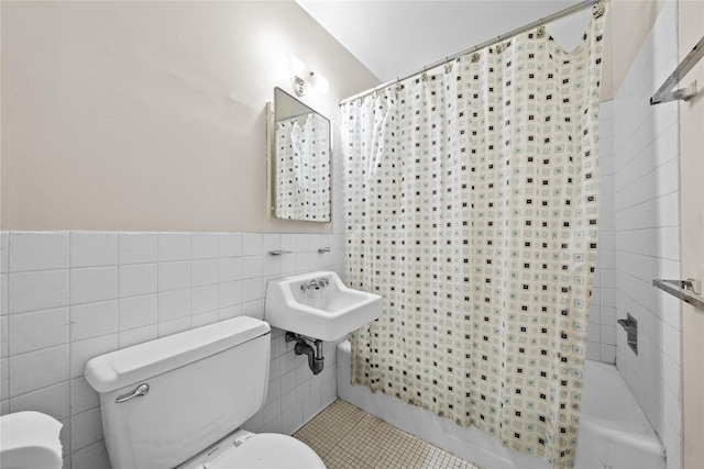 280 Lowndes Ave Unit 208, Huntington Station, NY 11746 - photo 2