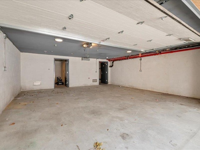 160 Bch 5th St, Far Rockaway, NY 11691 - view of garage