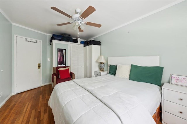 710 E 213th St, Bronx, NY 10467 - bedroom with wood finished floors, crown molding, ceiling fan, and a closet