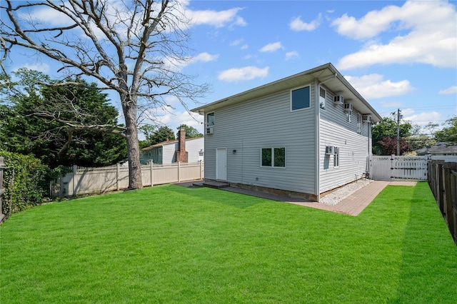 11 Trescott St, Dix Hills, NY 11746 - back of property with a fenced backyard