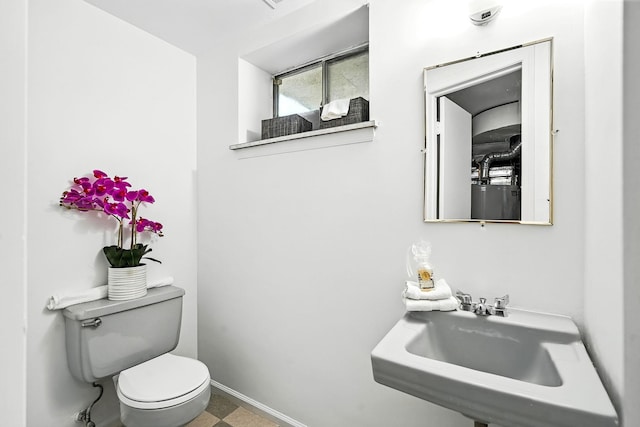 65 Shepherds Dr, Scarsdale, NY 10583 - half bath with a sink and toilet