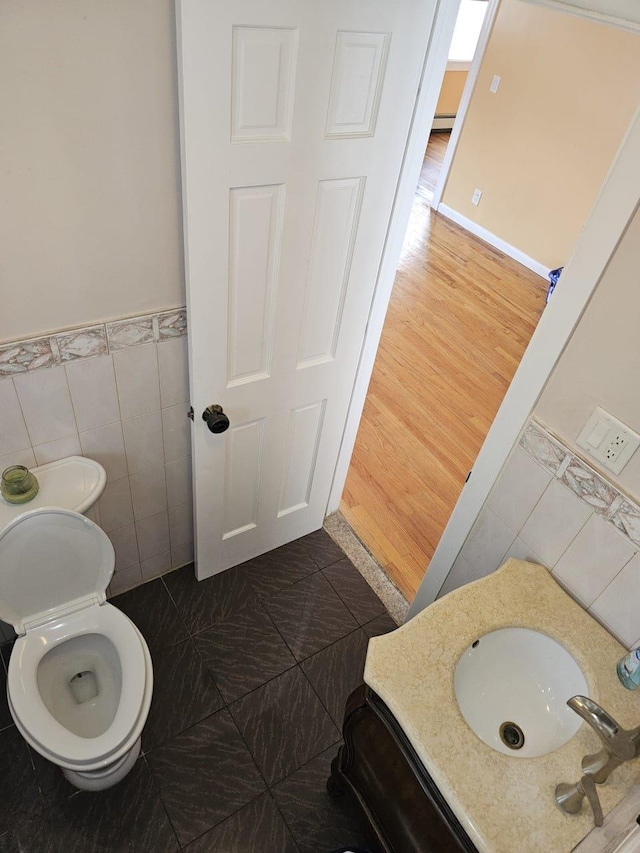 92 Norfeld Blvd, Elmont, NY 11003 - bathroom with tile walls and wainscoting