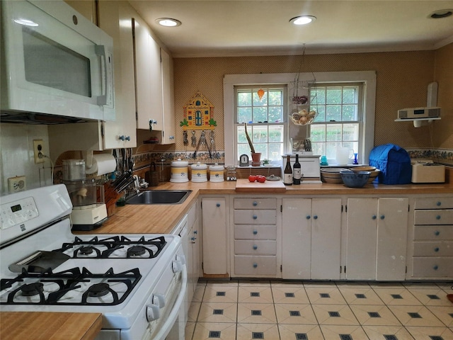 17 Club Ln, Remsenburg, NY 11960 - photo 9