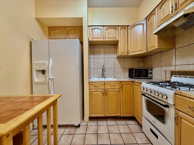 1822 Stanhope St, Ridgewood, NY 11385 - photo 4