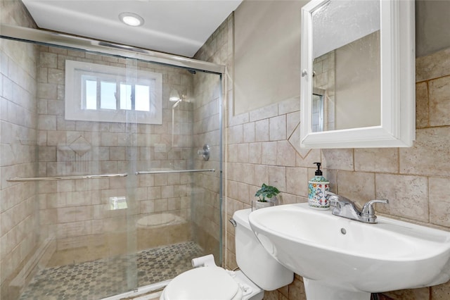 50 Apollo Ln, Hicksville, NY 11801 - full bath featuring tile walls and a stall shower