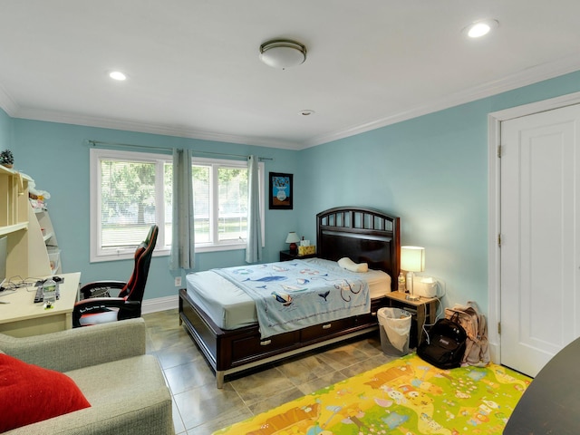 18 Sherwood Ln, Roslyn Heights, NY 11577 - bedroom featuring ornamental molding and recessed lighting
