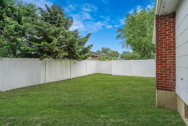 138 Fairview Ave, Deer Park, NY 11729 - view of fenced backyard
