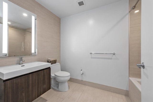 131-05 40th Rd Unit 15G, Flushing, NY 11354 - full bathroom featuring vanity and tub / shower combination
