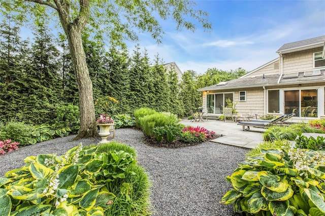 74 Woods Dr, Roslyn, NY 11576 - view of yard with a patio