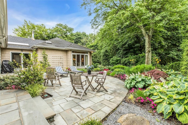 74 Woods Dr, Roslyn, NY 11576 - view of patio