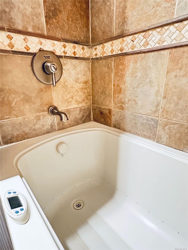 2 Bay Club Dr Unit 16V, Bayside, NY 11360 - photo 10