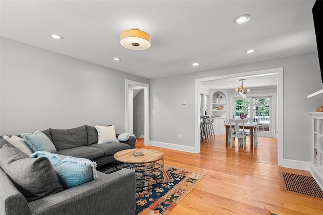 44 Kingsbury Rd, New Rochelle, NY 10804 - living area featuring light wood-style floors and recessed lighting