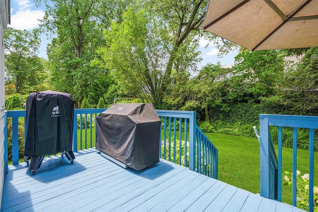 44 Kingsbury Rd, New Rochelle, NY 10804 - deck featuring area for grilling and a yard