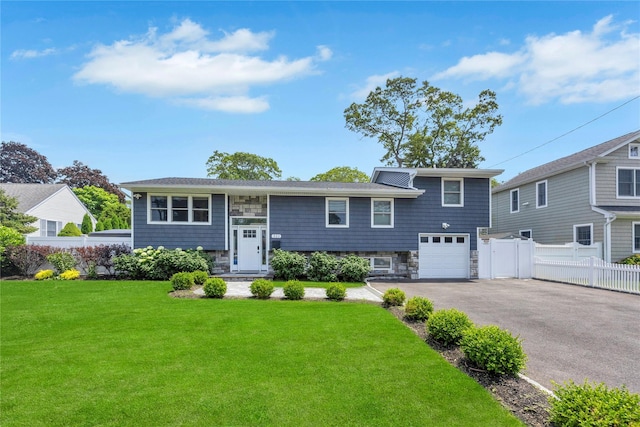 322 Oak Neck Rd, West Islip, NY 11795 - photo 1