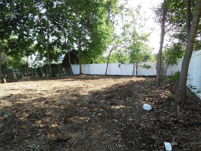 1064 Barbara Ct, North Bellmore, NY 11710 - view of yard