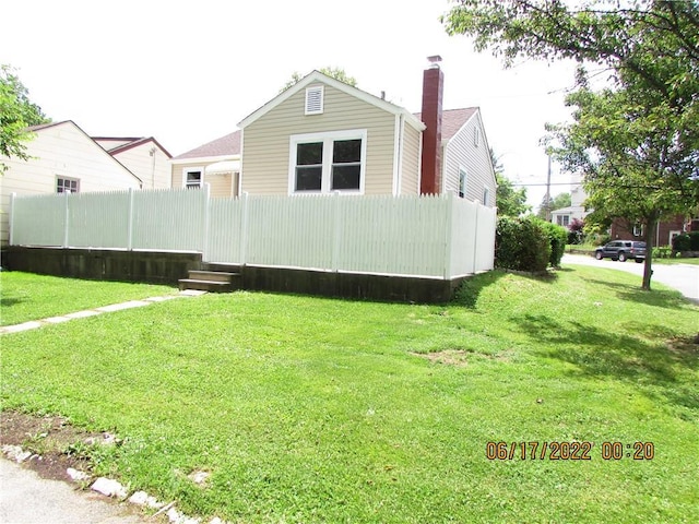 2 Leffingwell Pl, New Rochelle, NY 10801 - view of side of property featuring a chimney