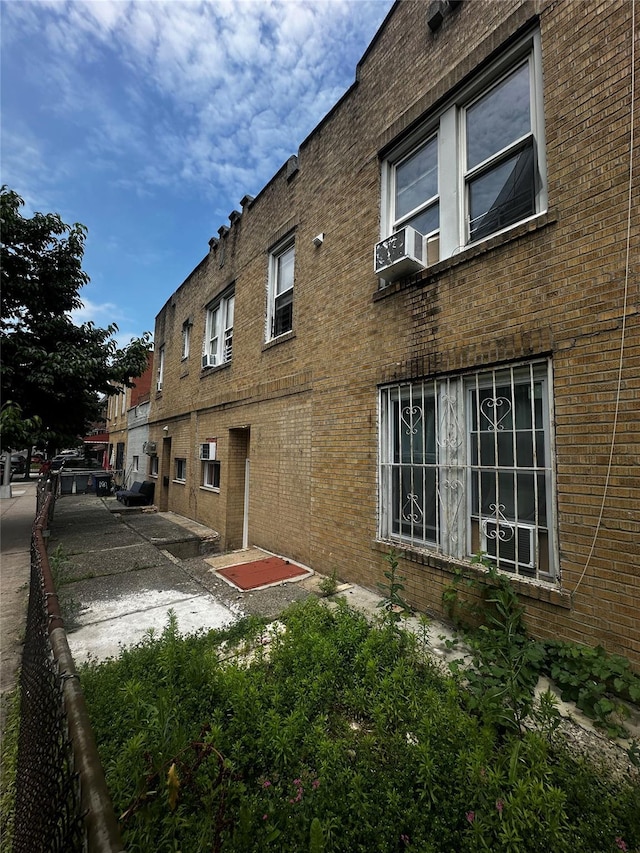 1661 E 172nd St, Bronx, NY 10472 - view of property with cooling unit