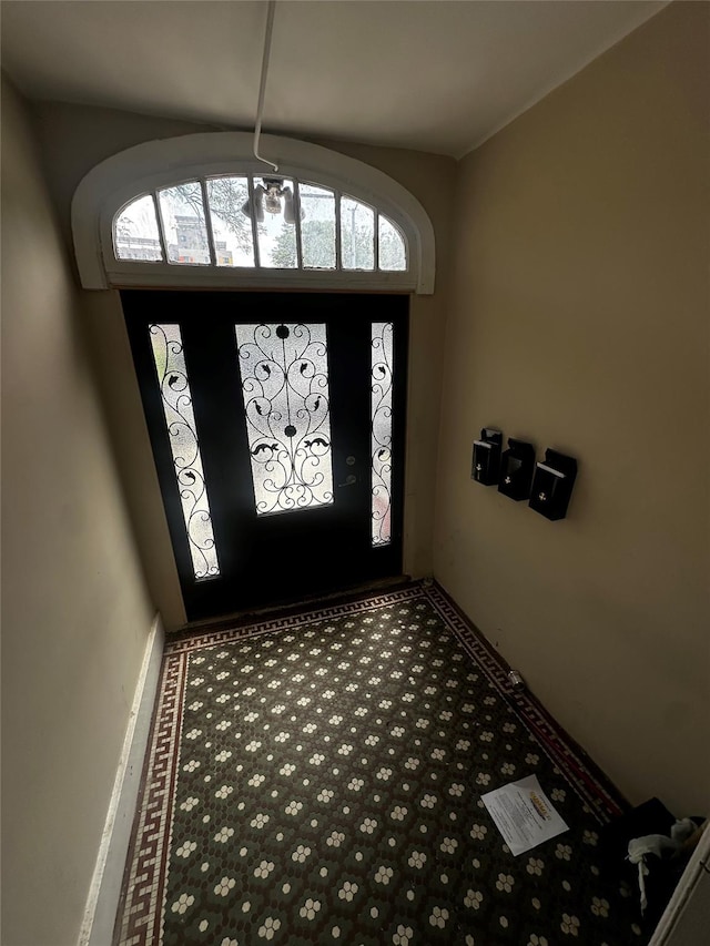 1661 E 172nd St, Bronx, NY 10472 - foyer entrance featuring carpet flooring