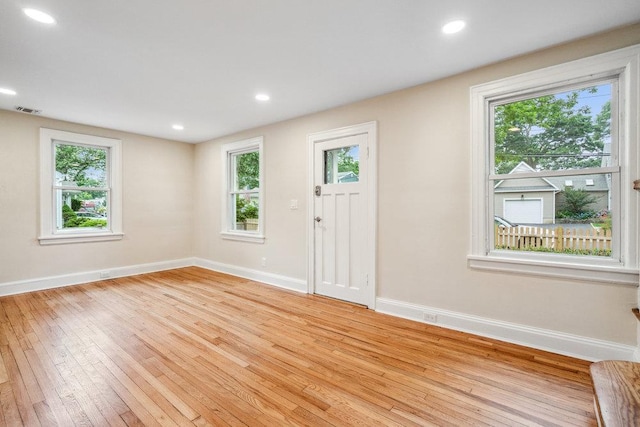 16 Garfield Pl E, Northport, NY 11731 - photo 3