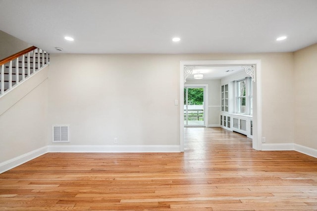 16 Garfield Pl E, Northport, NY 11731 - photo 4