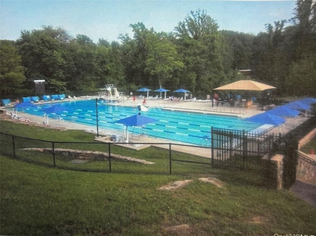 32 Beaver Hill Rd, Elmsford, NY 10523 - community pool with a patio and a forest view