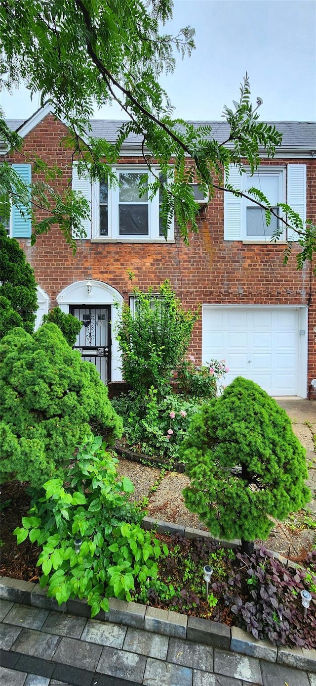 10759 124th St, Richmond Hill, NY 11419 - photo 1