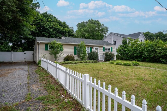 609 Michigan Ave, Bellport, NY 11713 - photo 3