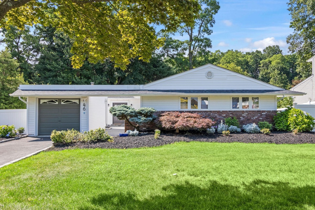 46 Knight Ln, Kings Park, NY 11754 - photo 1