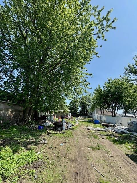 120 E 8th Rd, Broad Channel, NY 11693