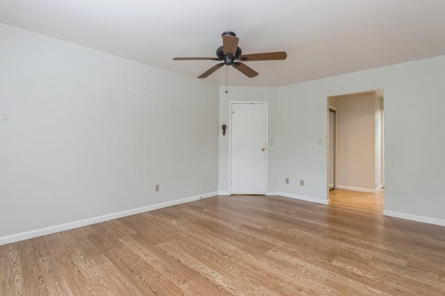 175 Horseshoe Cir, Ossining, NY 10562 - spare room featuring a ceiling fan and light wood-style flooring