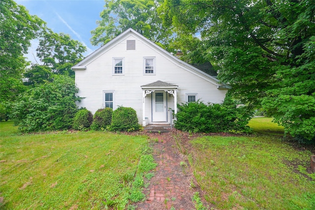 559 N Quaker Ln, Hyde Park, NY 12538 - photo 1