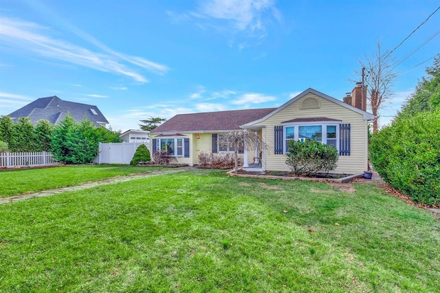 8 Bay St, East Moriches, NY 11940 - photo 2