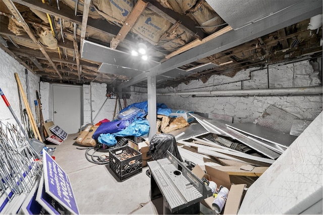 210 Parrott Rd, West Nyack, NY 10994 - photo 42