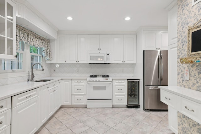 85 Marjorie Ct Unit 85, Manhasset, NY 11030 - photo 4
