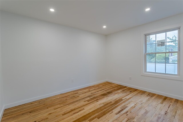 23 Waterford Dr, Wheatley Heights, NY 11798 - photo 23