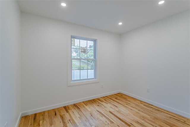 23 Waterford Dr, Wheatley Heights, NY 11798 - photo 25