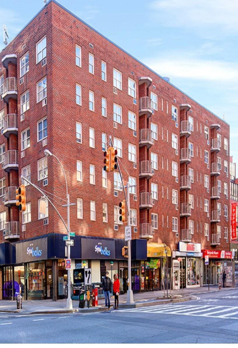 170 W 23rd St Unit 5E, New York Manhattan, NY 10011 - view of apartment building / complex
