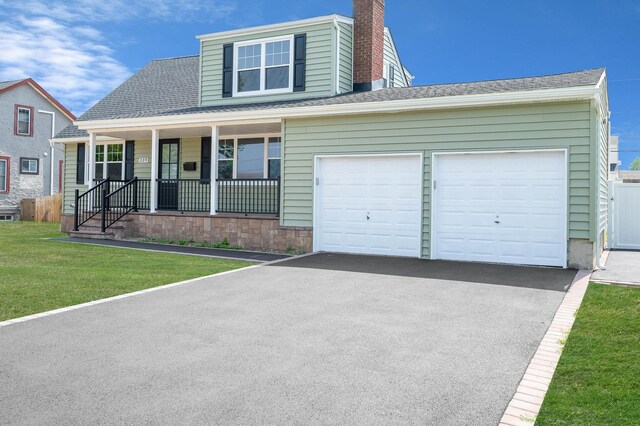 339 Deauville Pkwy, Lindenhurst, NY 11757 - photo 3