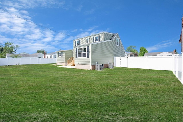 339 Deauville Pkwy, Lindenhurst, NY 11757 - photo 30