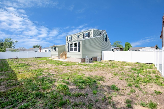 339 Deauville Pkwy, Lindenhurst, NY 11757 - photo 34
