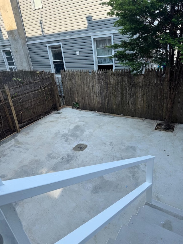 4642 Murdock Ave, Bronx, NY 10466 - view of patio / terrace